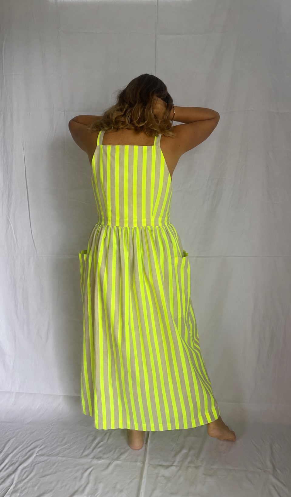 AGNES RISCAS NEON