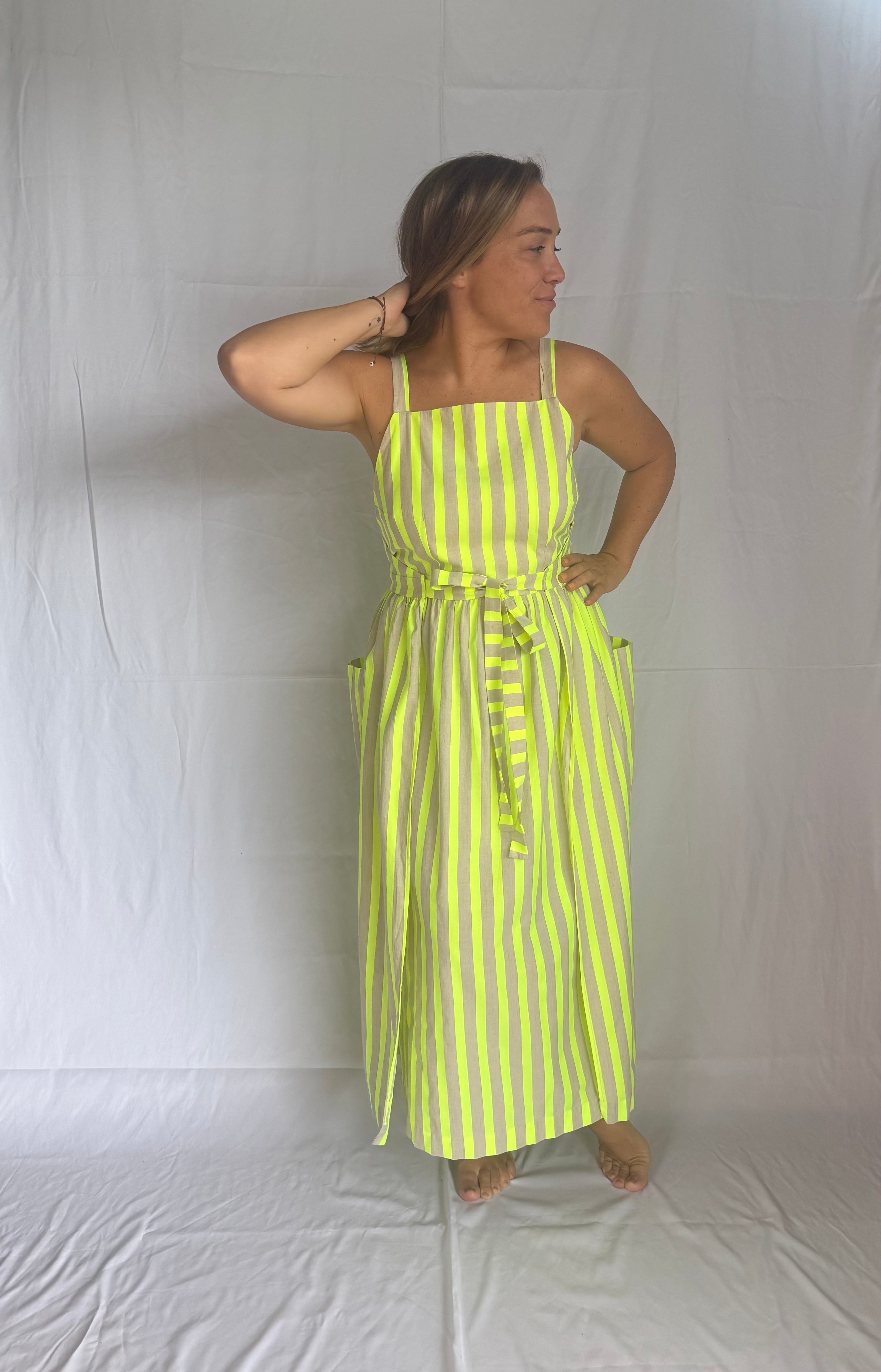 AGNES RISCAS NEON